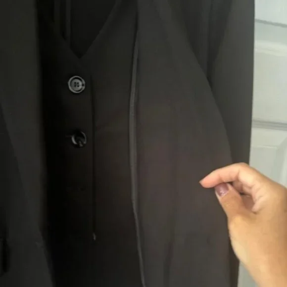 Central Park West Blazer with detachable vest - Picture 2 of 4